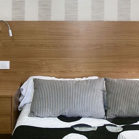 Hostal Crisol La Coruña Esterno foto