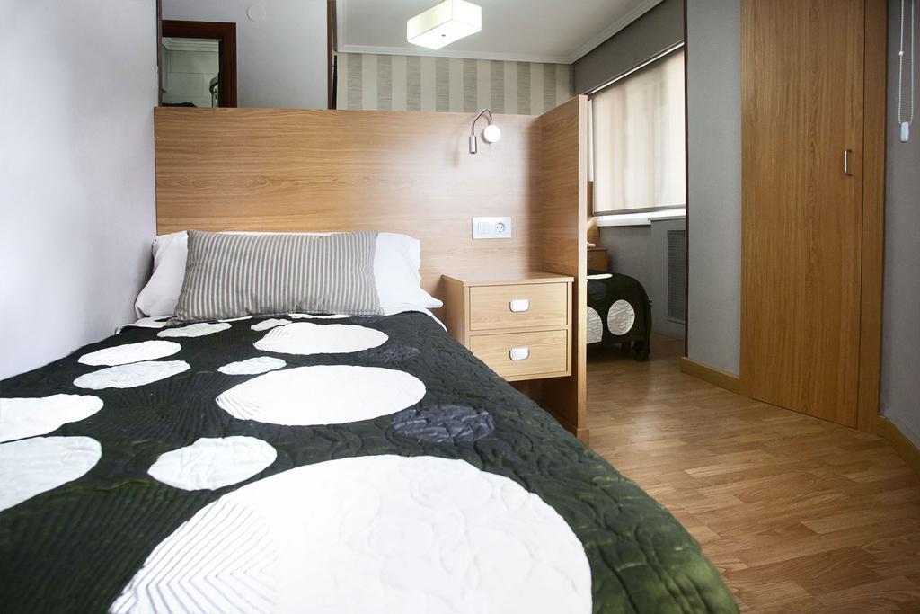 Hostal Crisol La Coruña Esterno foto