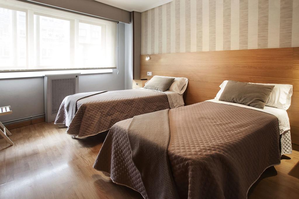 Hostal Crisol La Coruña Esterno foto