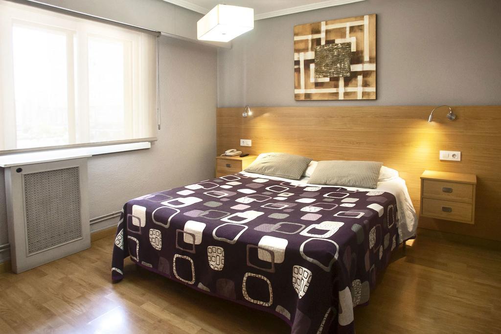 Hostal Crisol La Coruña Esterno foto