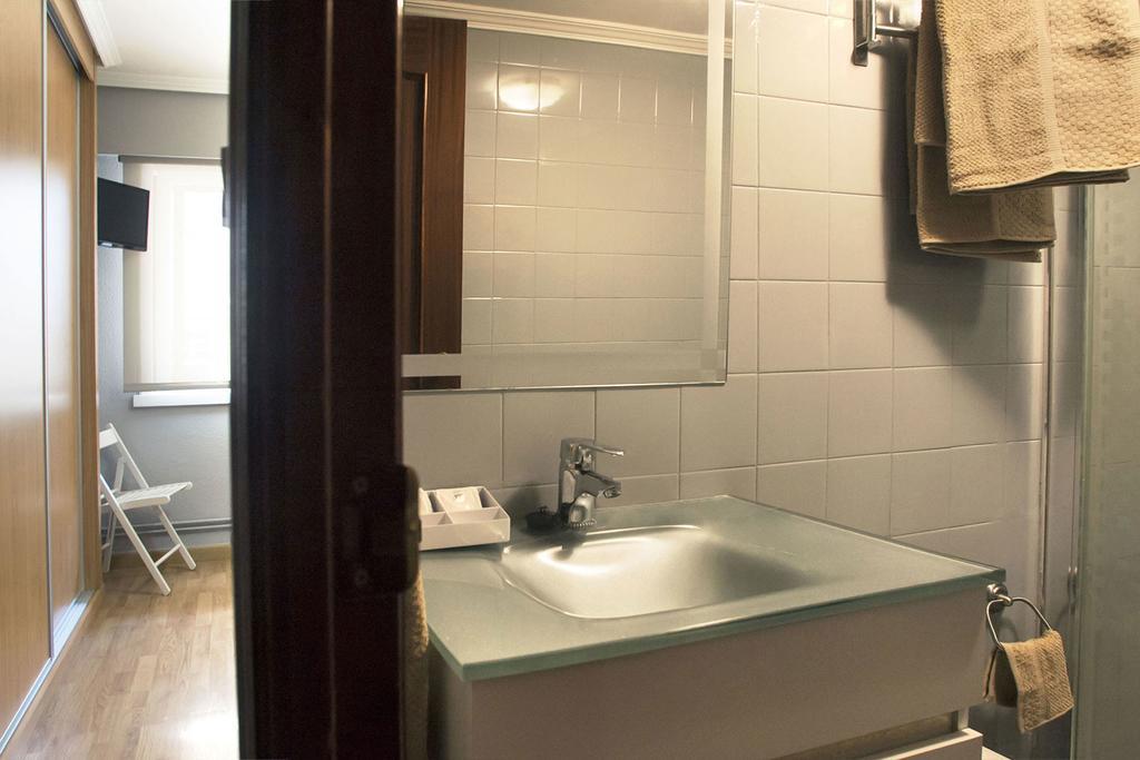 Hostal Crisol La Coruña Esterno foto