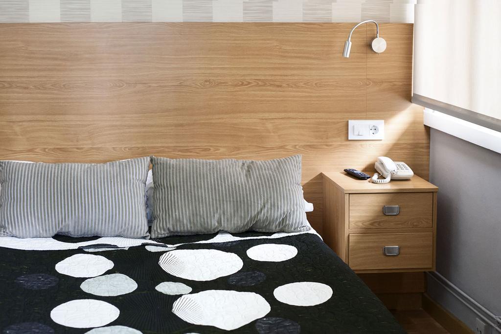 Hostal Crisol La Coruña Esterno foto